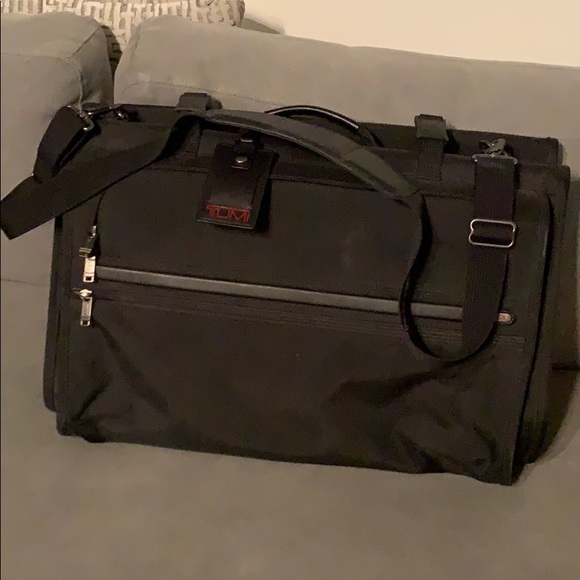 Tumi trifold garment bag
